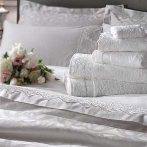 Н-р постельное белье жаккардовый сатин с покрывалом и полотенцами Tac - Avon ekru евро